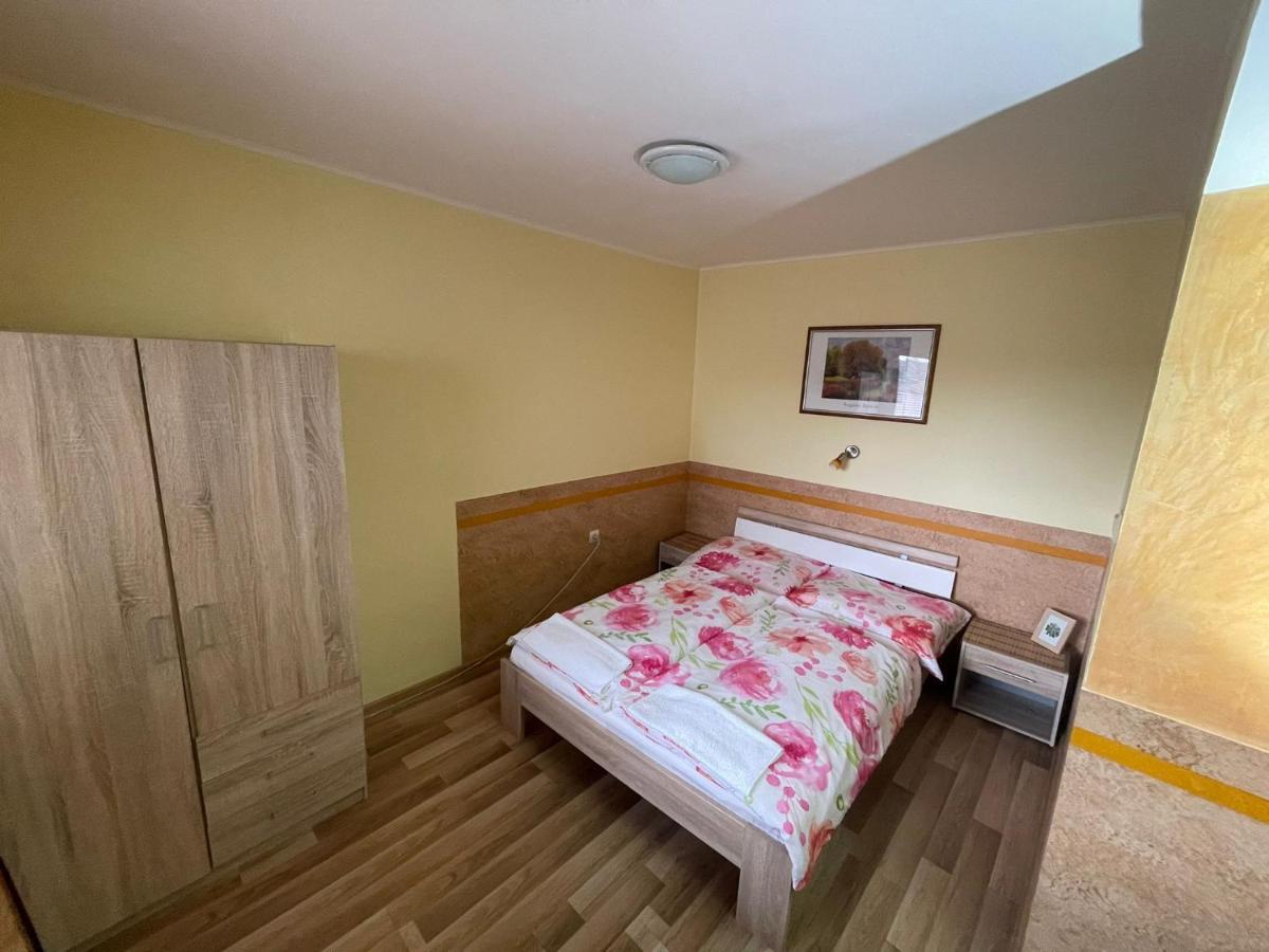 Sifra 276 Hotel Nová Lesná Екстериор снимка